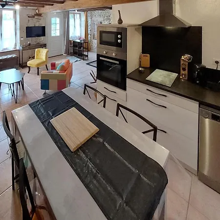 1 Bedroom Cozy In * Taillant