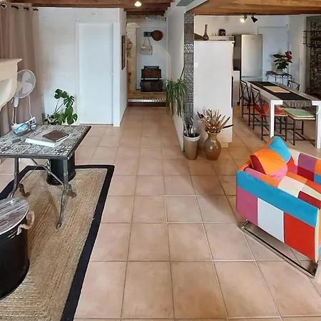 펜션 1 Bedroom Cozy In Taillant